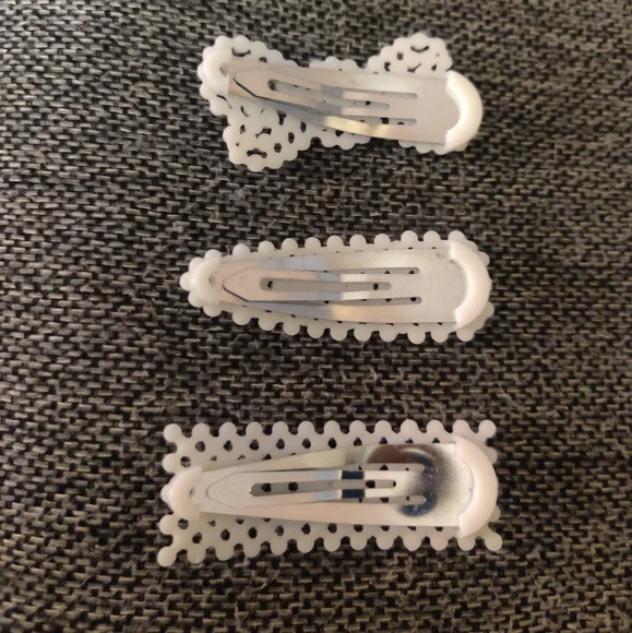 Pearl Hair Clips Set - Picture 2 of 2